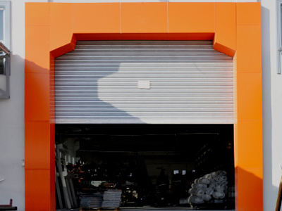 Hangar Kapısı