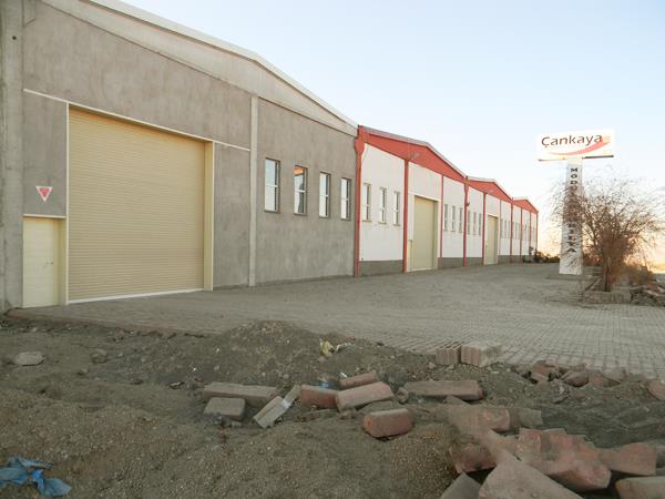 Hangar Kapısı